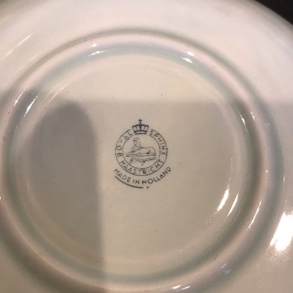 Royal Sphinx Maastricht fine China cup and plate - Picture 8 of 8